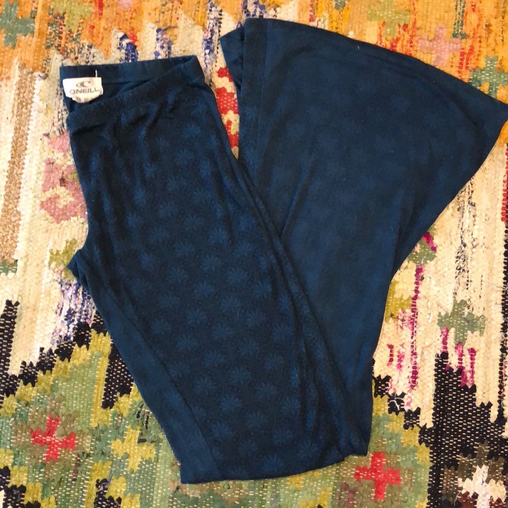 O’Neill stretchy flare pants